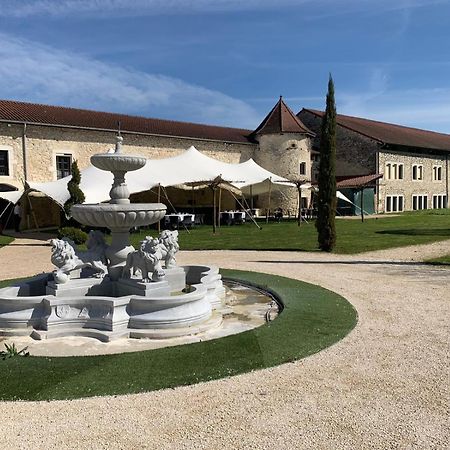 Les Dependances De Chapeau Cornu Vignieu Bagian luar foto